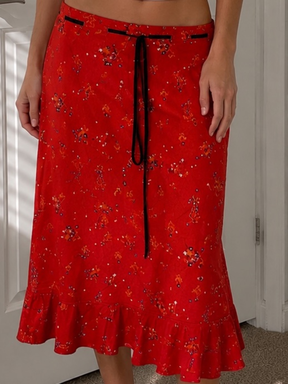 Vintage BCBGMaxAzria Cotton Floral Midi Skirt Size Small Vintage Y2K Cherry